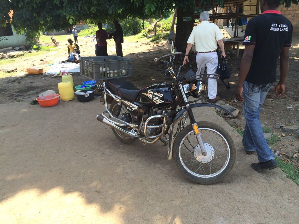 138-_a_nice_kenyan_motorcycle.jpg