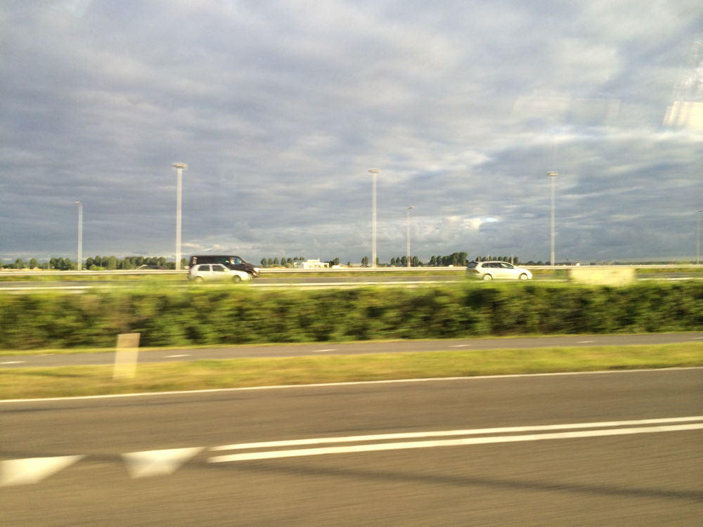 409-_on_the_way_to_ams_airport_.jpg