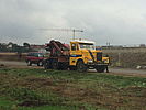 315-_neat_yellow_tow_truck_2.jpg
